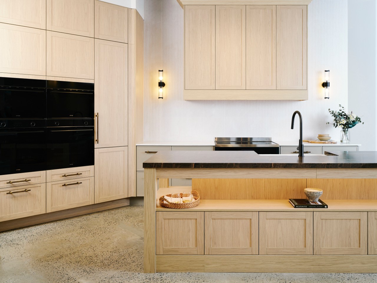 large-modern-timber-kitchen
