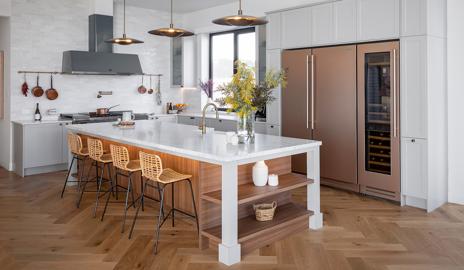 FARMHOUSE KITCHEN