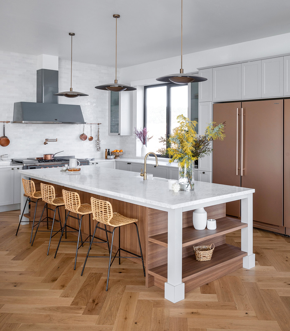 FARMHOUSE KITCHEN