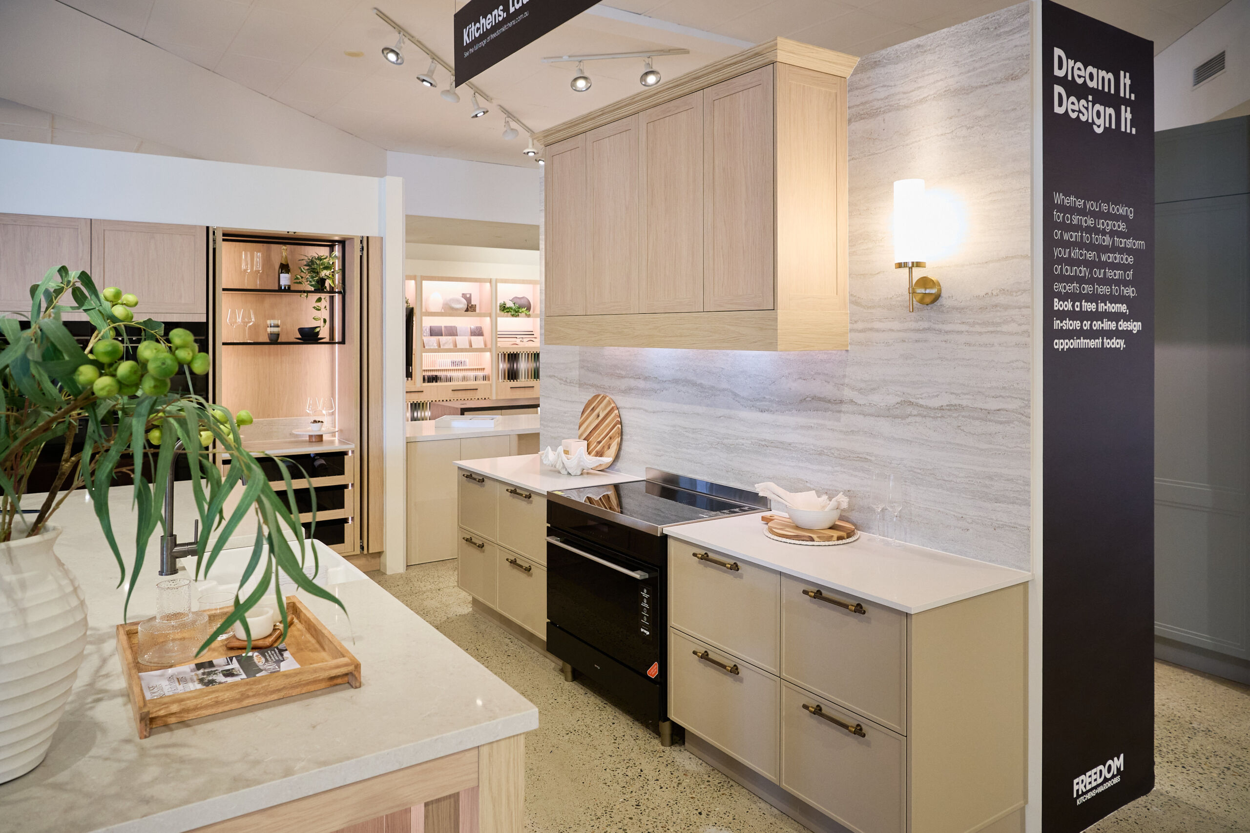 kitchen-display-showroom